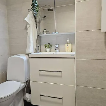 Luxcityhome 300m Metro With Glass Balcony Huoneisto Helsinki