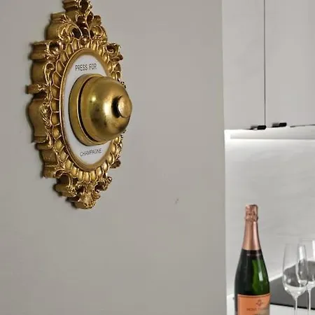 Luxcityhome 300m Metro With Glass Balcony *