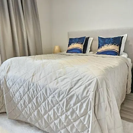 Luxcityhome 300m Metro With Glass Balcony Helsinki