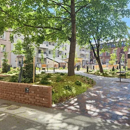 Huoneisto Luxcityhome 300m Metro With Glass Balcony
